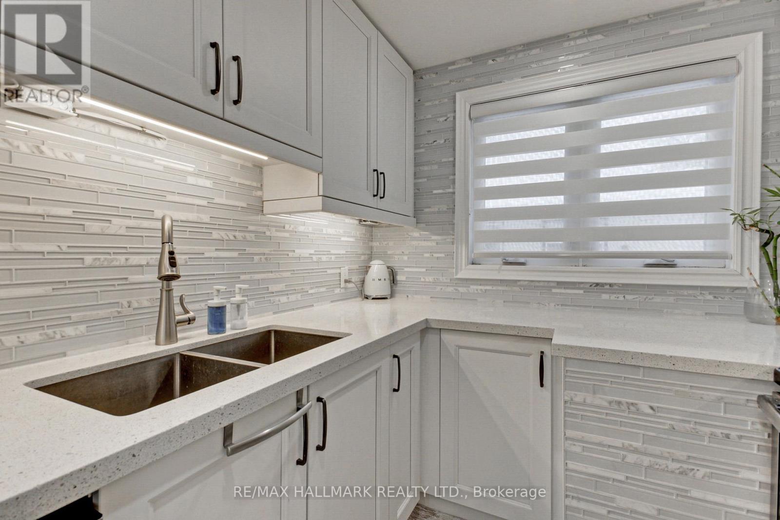 13 Patrick Drive, Aurora, Ontario  L4G 2A6 - Photo 22 - N12782208