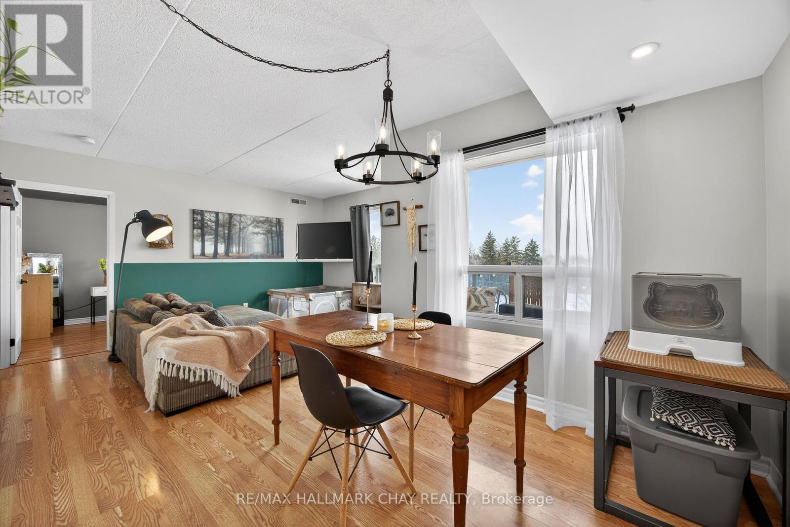 508 - 160 Wellington Street E, Aurora, Ontario  L4G 1J3 - Photo 5 - N12800848