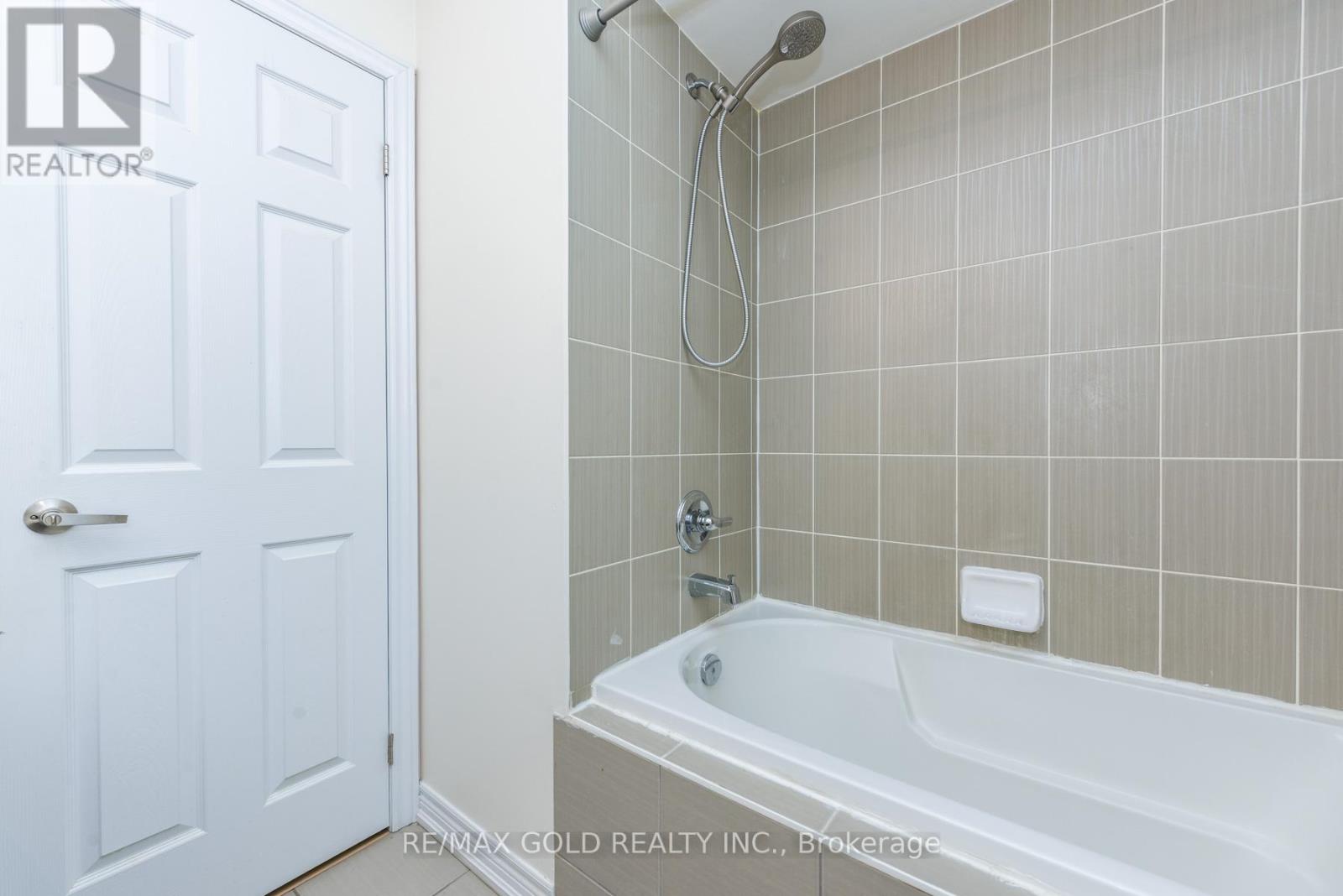 22 Merrickville Way, Brampton, Ontario  L6Y 0V5 - Photo 25 - W12795422
