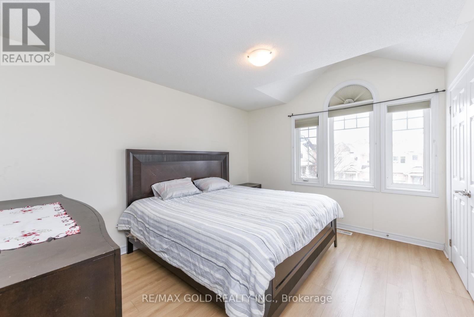 22 Merrickville Way, Brampton, Ontario  L6Y 0V5 - Photo 12 - W12795422