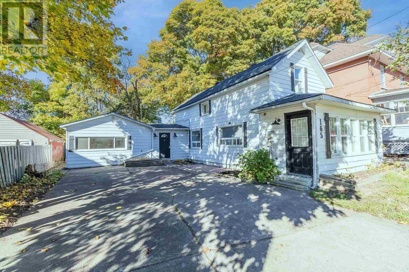 165 Woodward AVE, sault ste. marie, Ontario