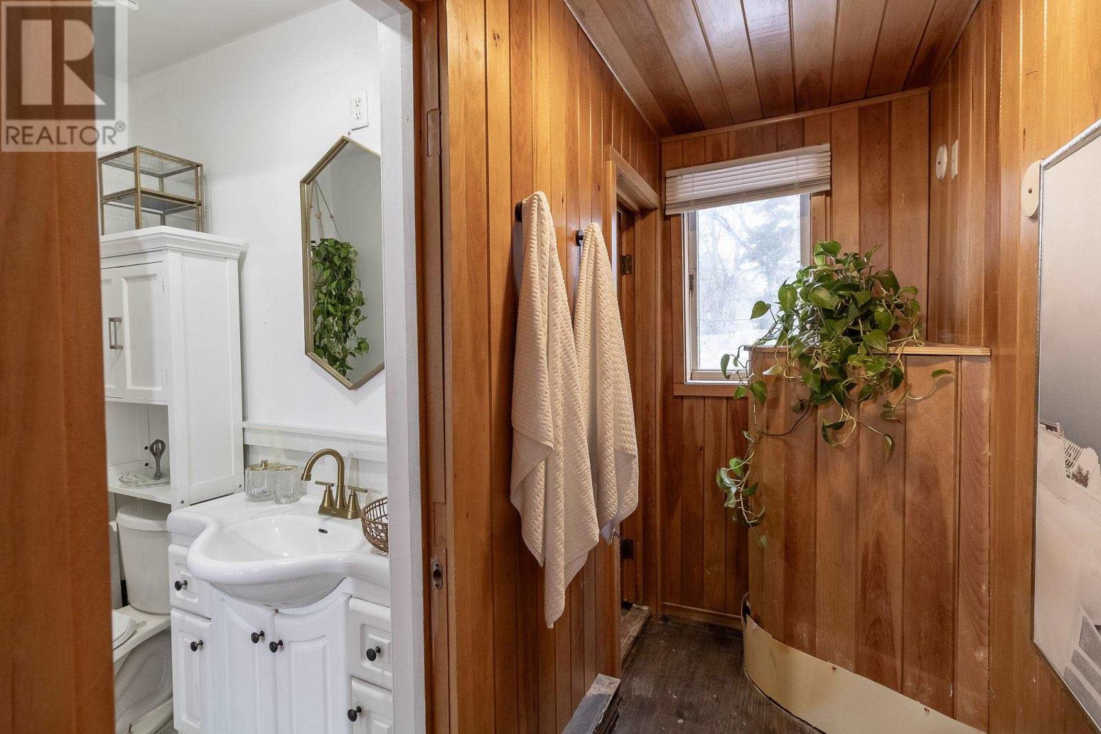 165 Woodward Ave, Sault Ste. Marie, Ontario  P6A 3T6 - Photo 26 - SM260304