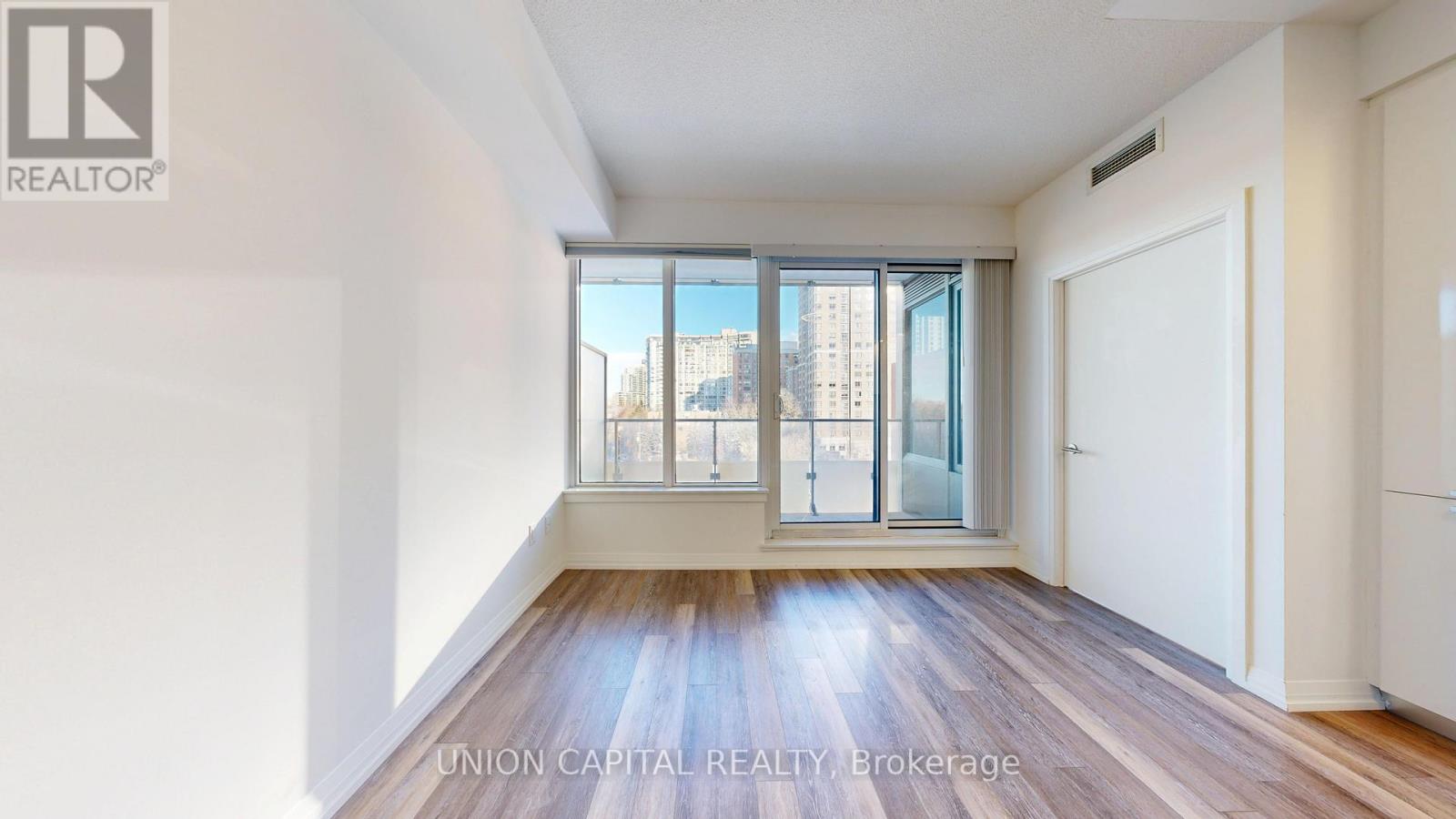 715 - 75 Canterbury Place, Toronto, Ontario  M2N 0L2 - Photo 12 - C12814592