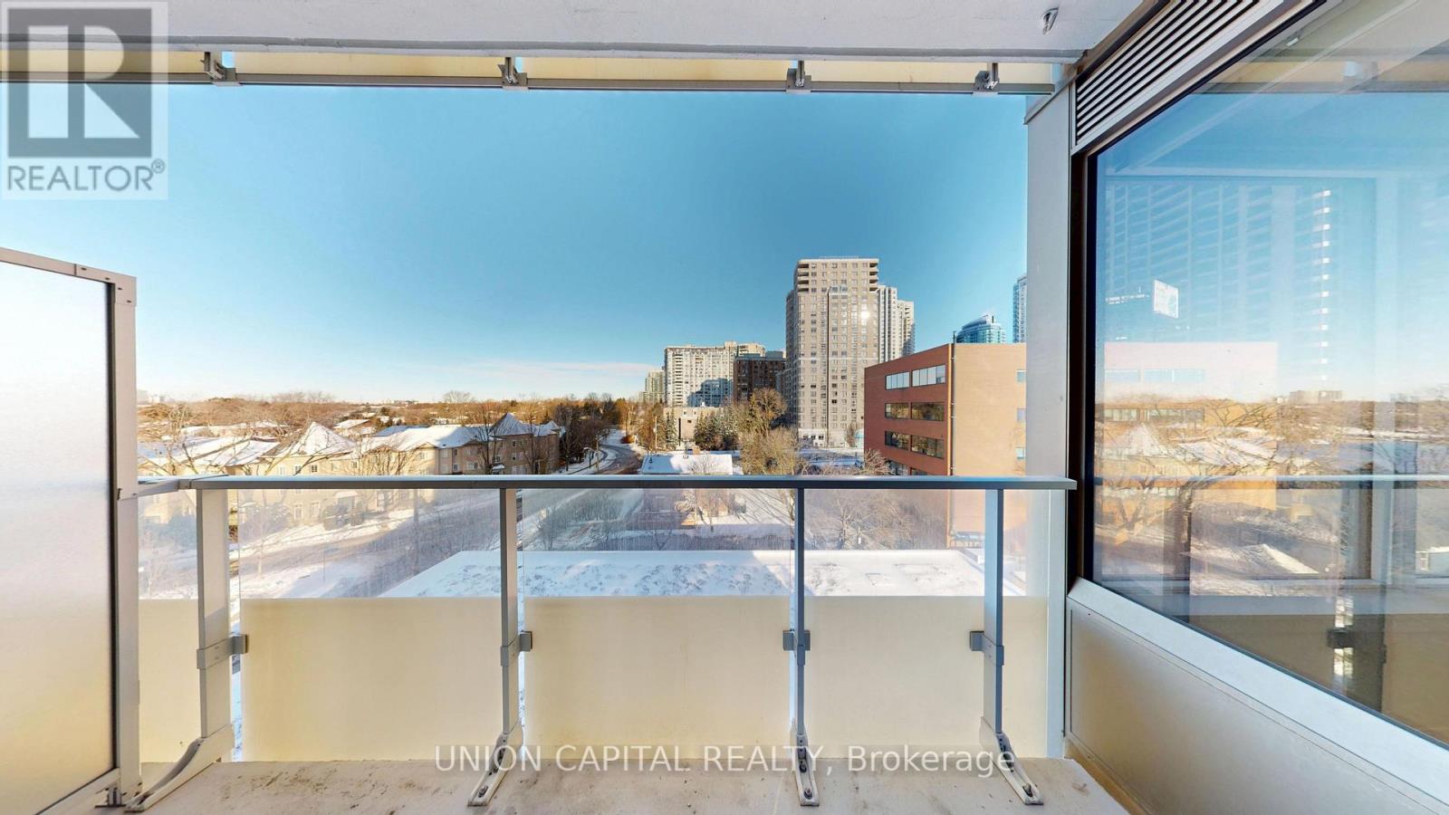 715 - 75 Canterbury Place, Toronto, Ontario  M2N 0L2 - Photo 14 - C12814592