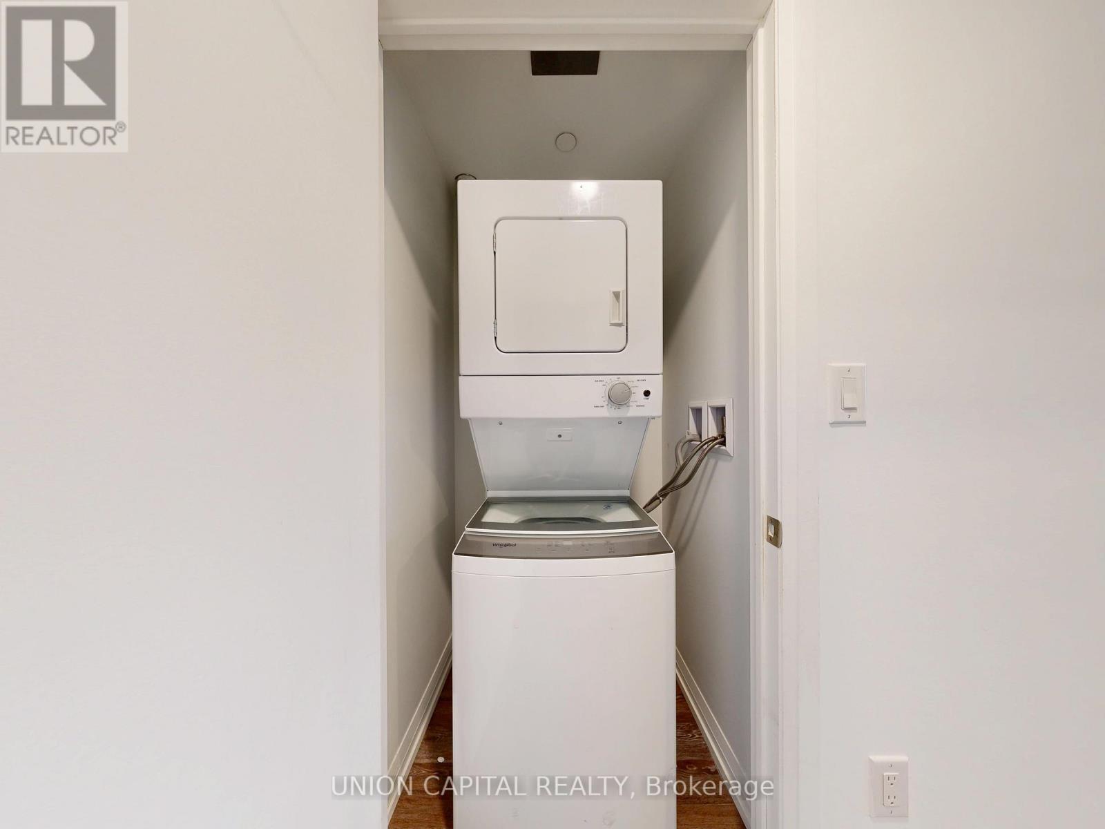 715 - 75 Canterbury Place, Toronto, Ontario  M2N 0L2 - Photo 21 - C12814592