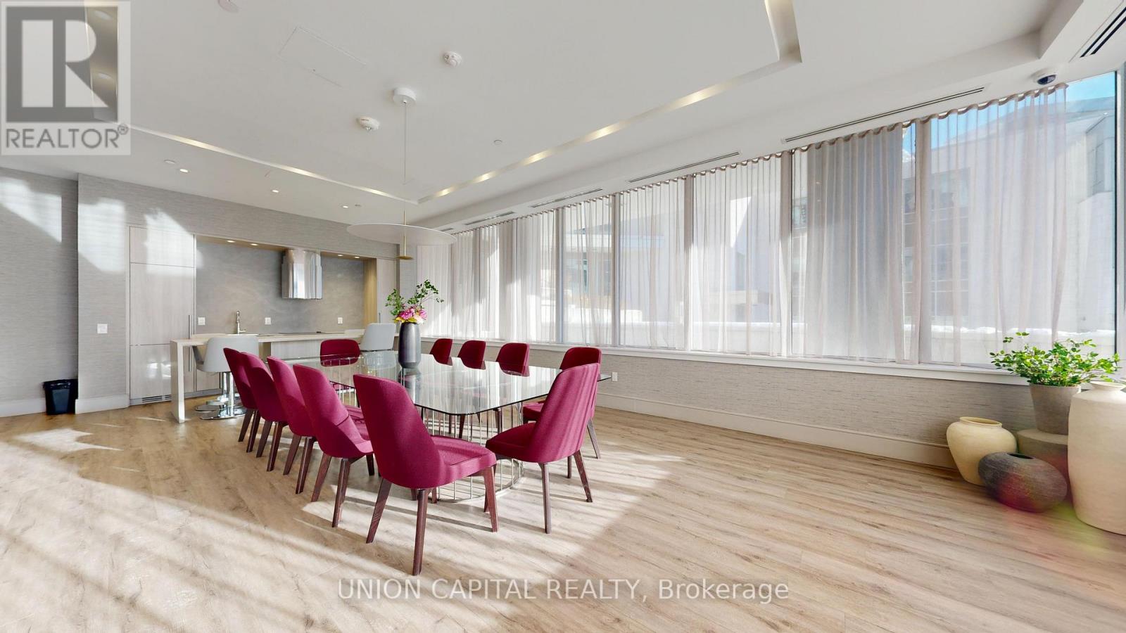 715 - 75 Canterbury Place, Toronto, Ontario  M2N 0L2 - Photo 25 - C12814592