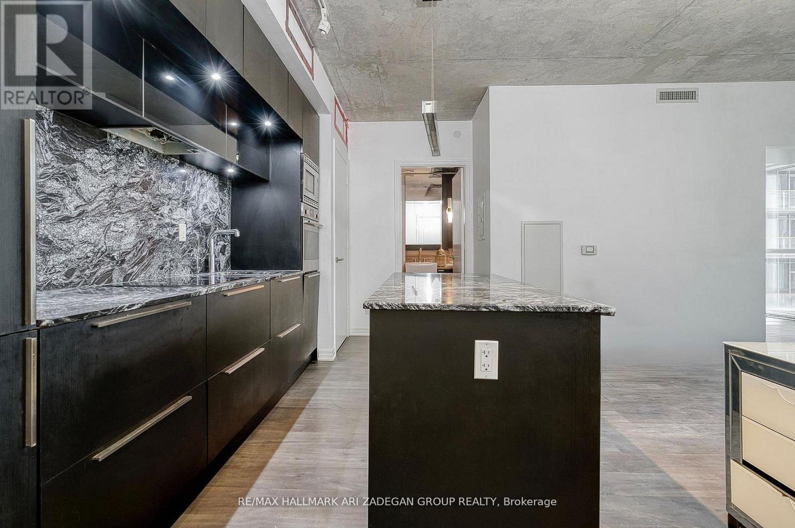 1701 - 88 Blue Jays Way, Toronto, Ontario  M5V 2G3 - Photo 9 - C12814604