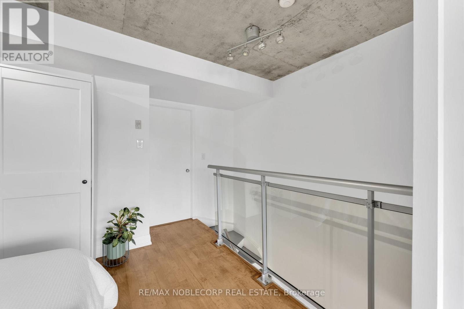 323 - 954 King Street W, Toronto (Niagara), Ontario  M6K 3L9 - Photo 10 - C12814636