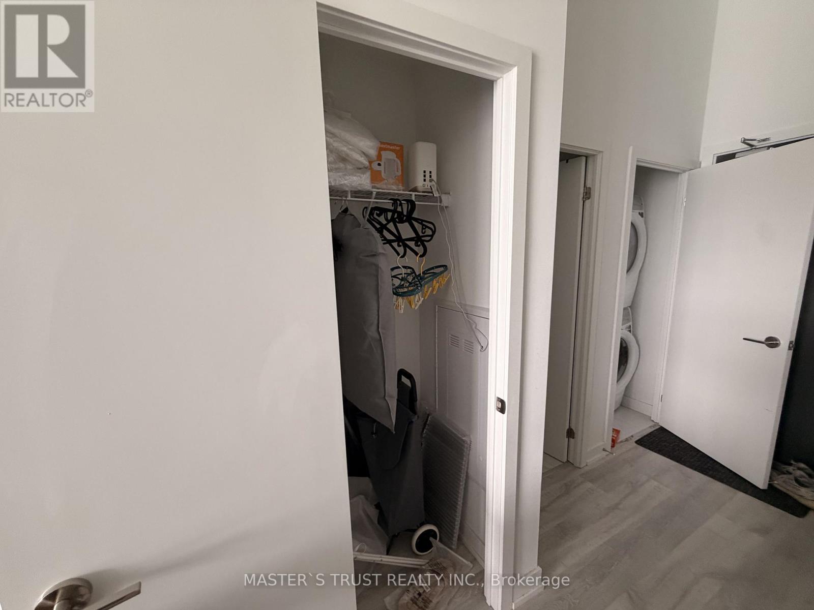 S908 - 8 Olympic Garden Drive, Toronto, Ontario  M2M 0B9 - Photo 10 - C12814700