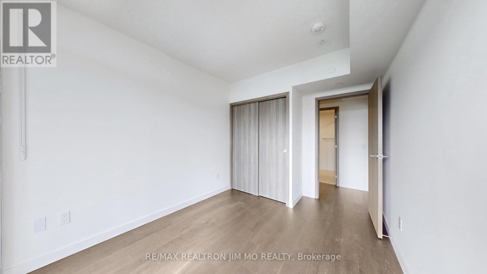 6906 - 3 Concord Cityplace Way, Toronto, Ontario  M5V 0X4 - Photo 26 - C12814754