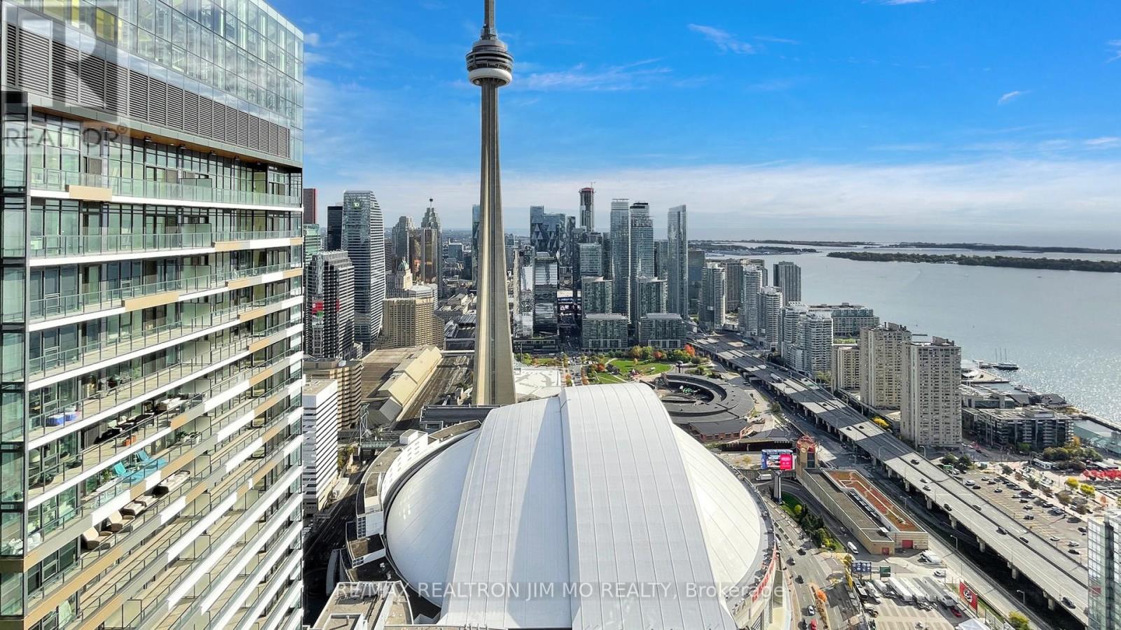 6906 - 3 Concord Cityplace Way, Toronto, Ontario  M5V 0X4 - Photo 43 - C12814754