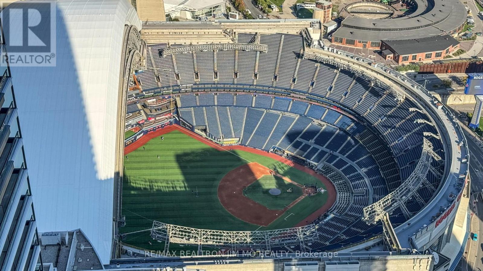 6906 - 3 Concord Cityplace Way, Toronto, Ontario  M5V 0X4 - Photo 46 - C12814754