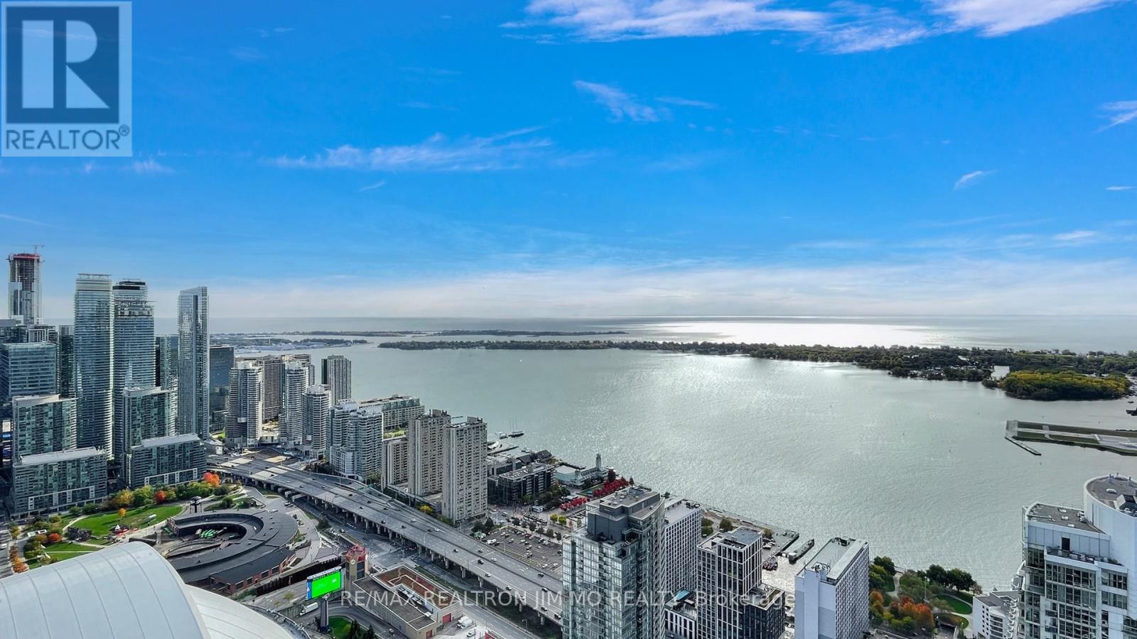 6906 - 3 Concord Cityplace Way, Toronto, Ontario  M5V 0X4 - Photo 47 - C12814754