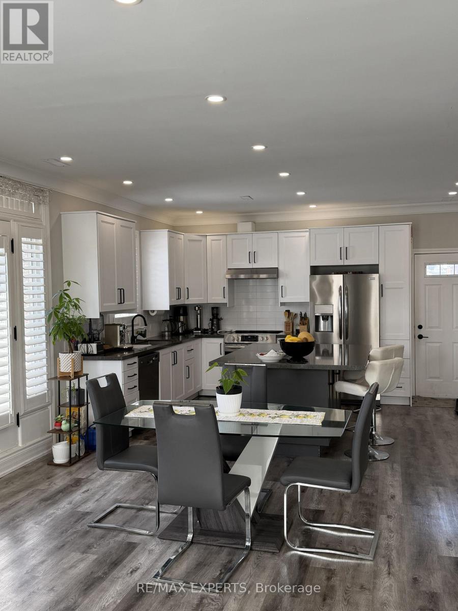 204 - 10472 Islington Avenue, Vaughan, Ontario  L0J 1C0 - Photo 10 - N12814564