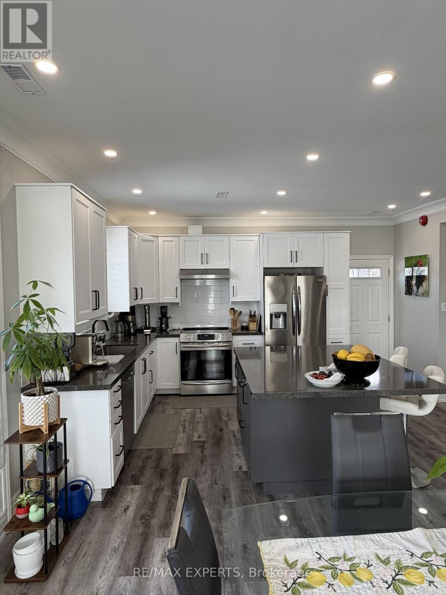 204 - 10472 Islington Avenue, Vaughan, Ontario  L0J 1C0 - Photo 12 - N12814564