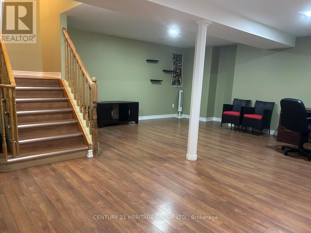 Bsmt - 587 Mulock Court, Newmarket, Ontario  L3Y 5H1 - Photo 3 - N12814620