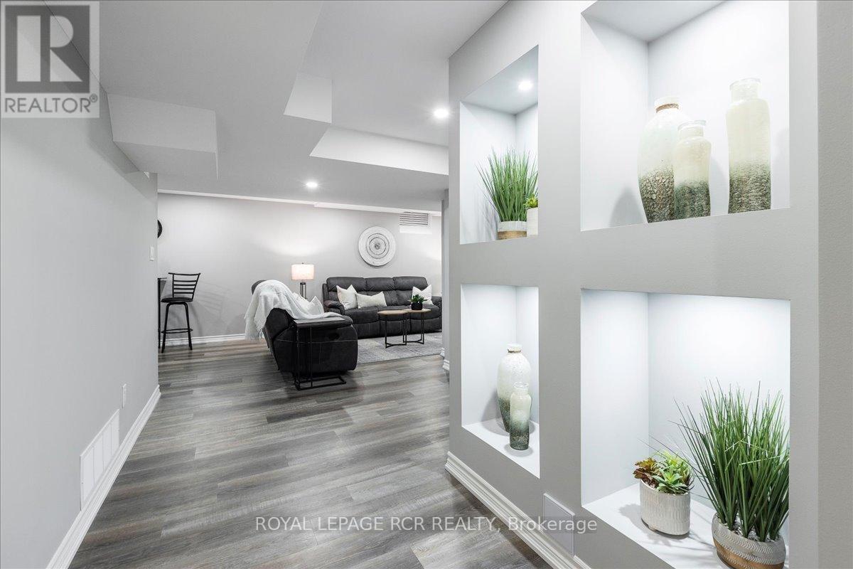 392 Kwapis Boulevard, Newmarket, Ontario  L3X 3H4 - Photo 28 - N12814652