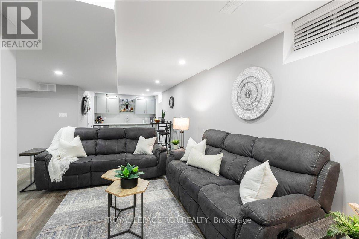 392 Kwapis Boulevard, Newmarket, Ontario  L3X 3H4 - Photo 32 - N12814652