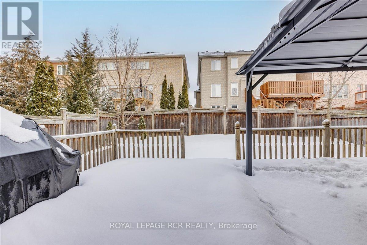 392 Kwapis Boulevard, Newmarket, Ontario  L3X 3H4 - Photo 34 - N12814652