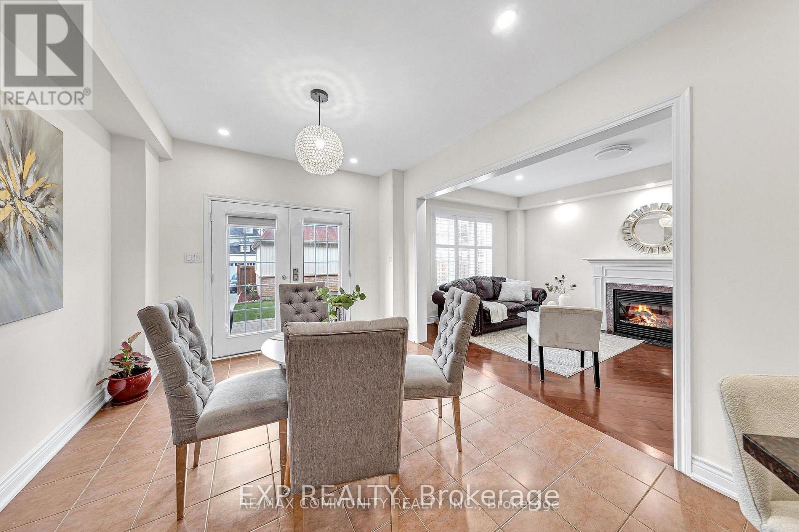 17 Rouge Bank Drive, Markham, Ontario  L6B 1A8 - Photo 13 - N12814704