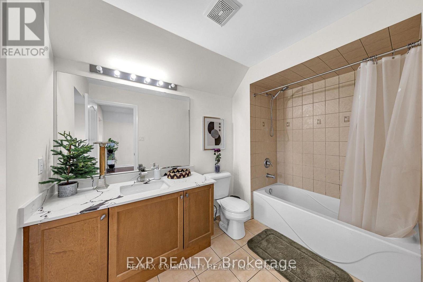 17 Rouge Bank Drive, Markham, Ontario  L6B 1A8 - Photo 31 - N12814704