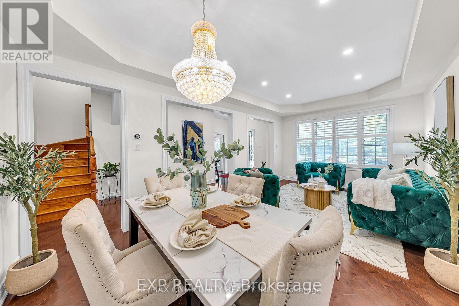 17 Rouge Bank Drive, Markham, Ontario  L6B 1A8 - Photo 6 - N12814704