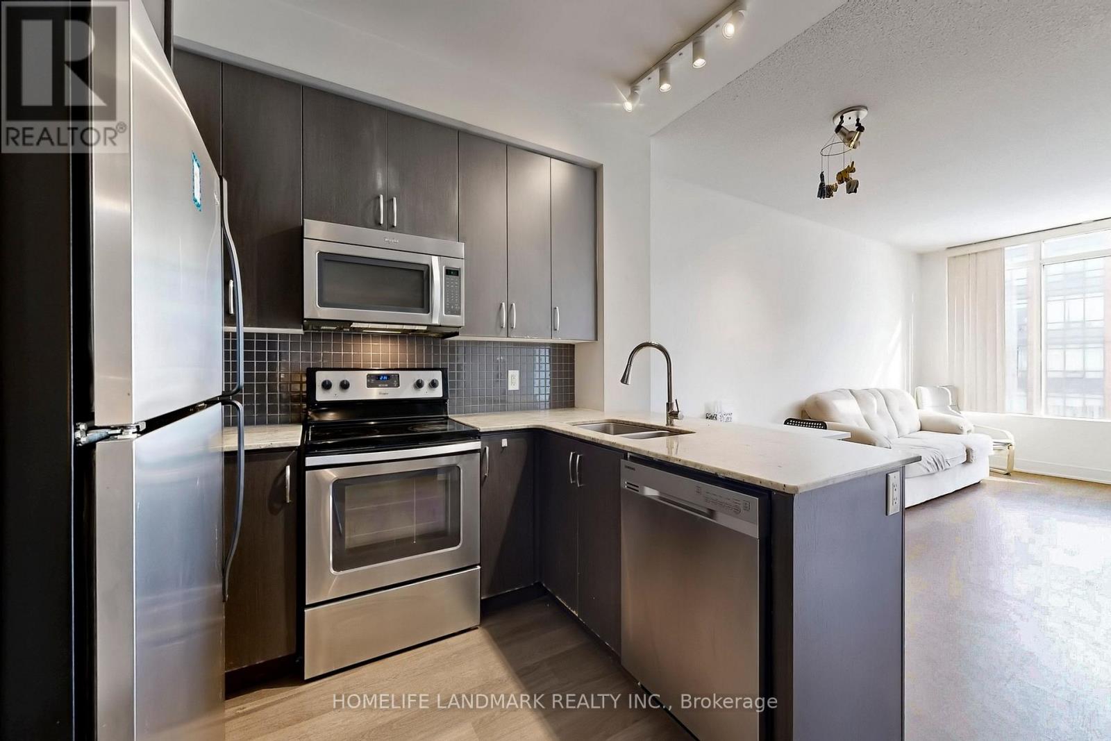 513 - 7608 Yonge Street, Vaughan, Ontario  L4J 0J5 - Photo 18 - N12814748