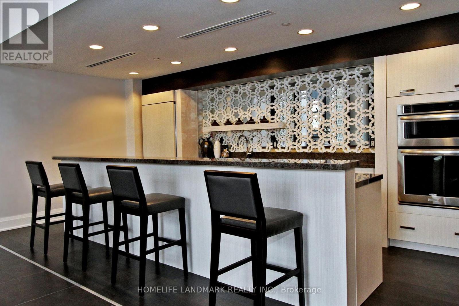 513 - 7608 Yonge Street, Vaughan, Ontario  L4J 0J5 - Photo 41 - N12814748