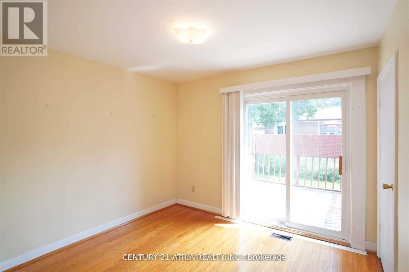 438 Lynett Crescent, Richmond Hill, Ontario  L4C 2V7 - Photo 12 - N12814756