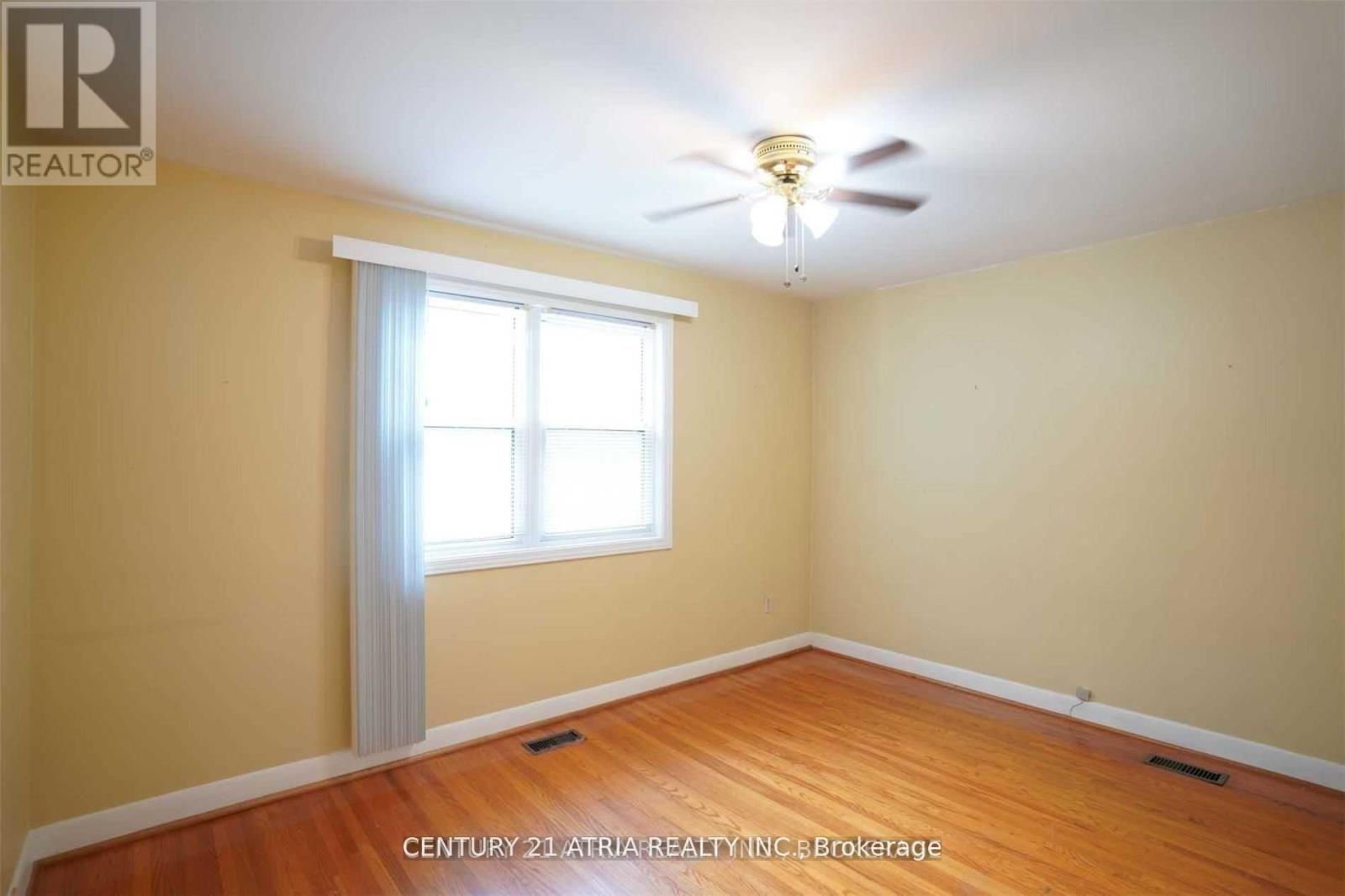 438 Lynett Crescent, Richmond Hill, Ontario  L4C 2V7 - Photo 13 - N12814756