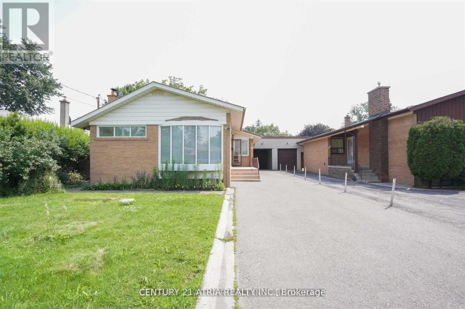 438 Lynett Crescent, Richmond Hill, Ontario  L4C 2V7 - Photo 28 - N12814756