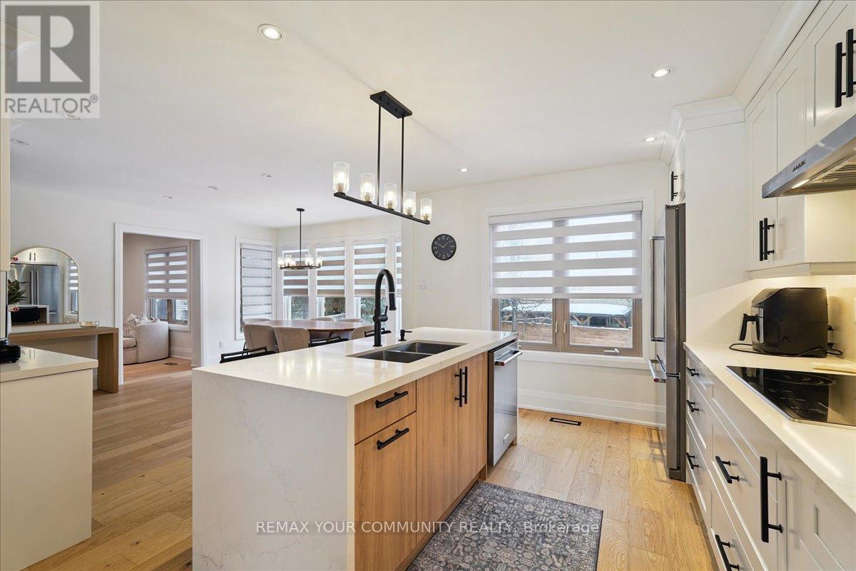 297 Burford Street, Newmarket, Ontario  L3Y 6E7 - Photo 12 - N12814770