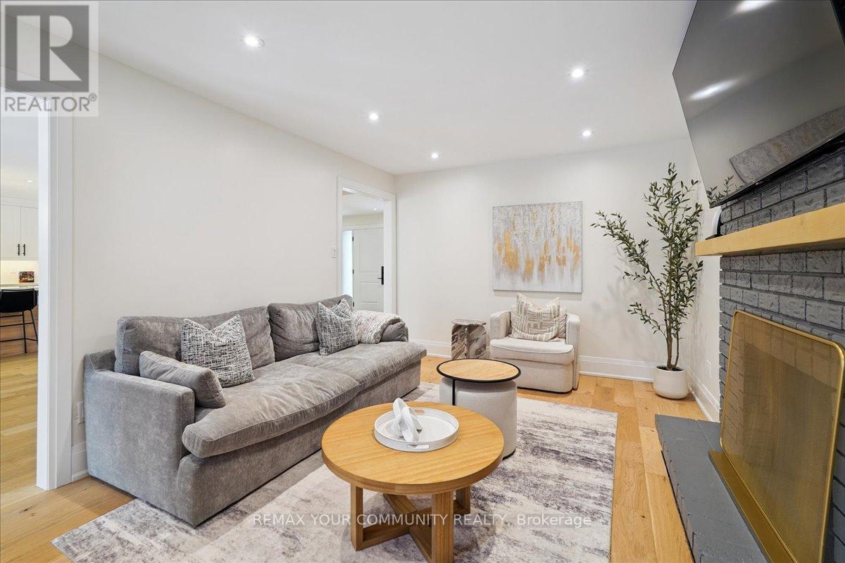 297 Burford Street, Newmarket, Ontario  L3Y 6E7 - Photo 16 - N12814770