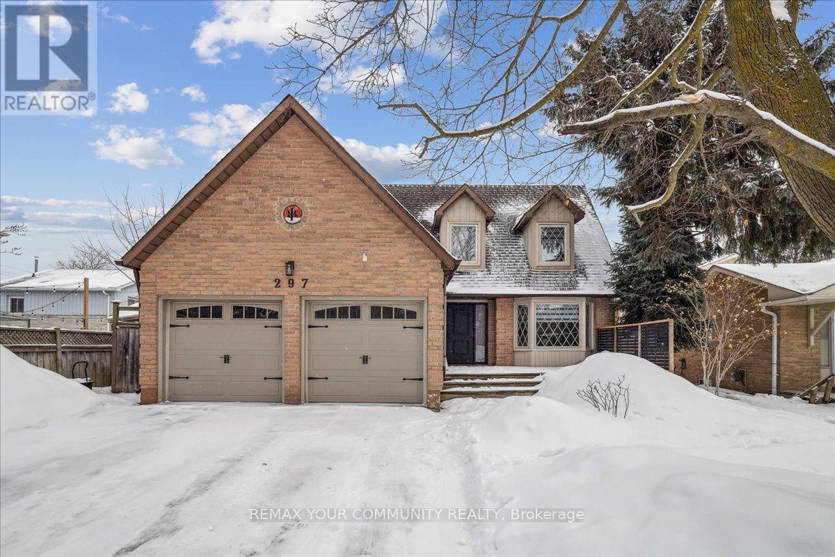 297 Burford Street, Newmarket, Ontario  L3Y 6E7 - Photo 2 - N12814770