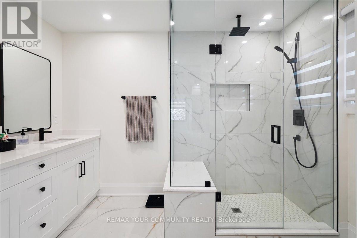 297 Burford Street, Newmarket, Ontario  L3Y 6E7 - Photo 22 - N12814770