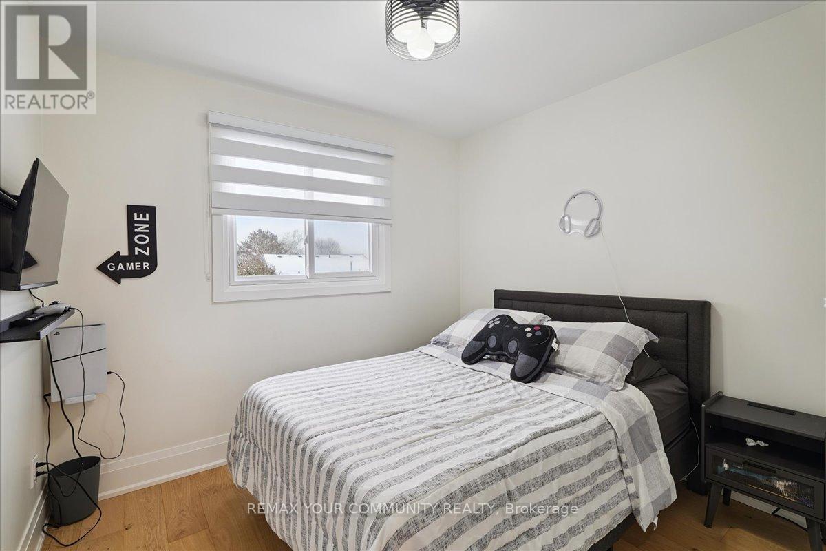 297 Burford Street, Newmarket, Ontario  L3Y 6E7 - Photo 24 - N12814770