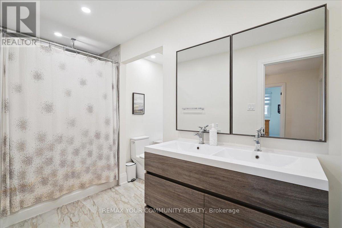 297 Burford Street, Newmarket, Ontario  L3Y 6E7 - Photo 26 - N12814770