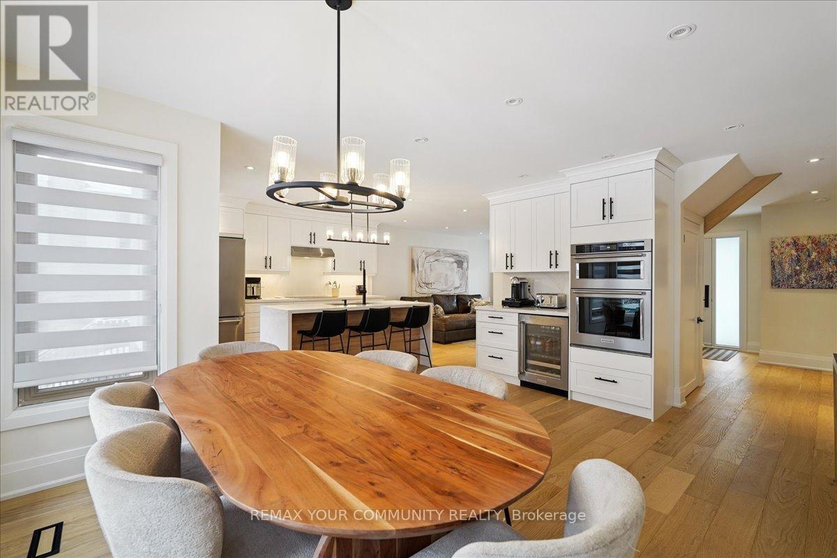 297 Burford Street, Newmarket, Ontario  L3Y 6E7 - Photo 8 - N12814770