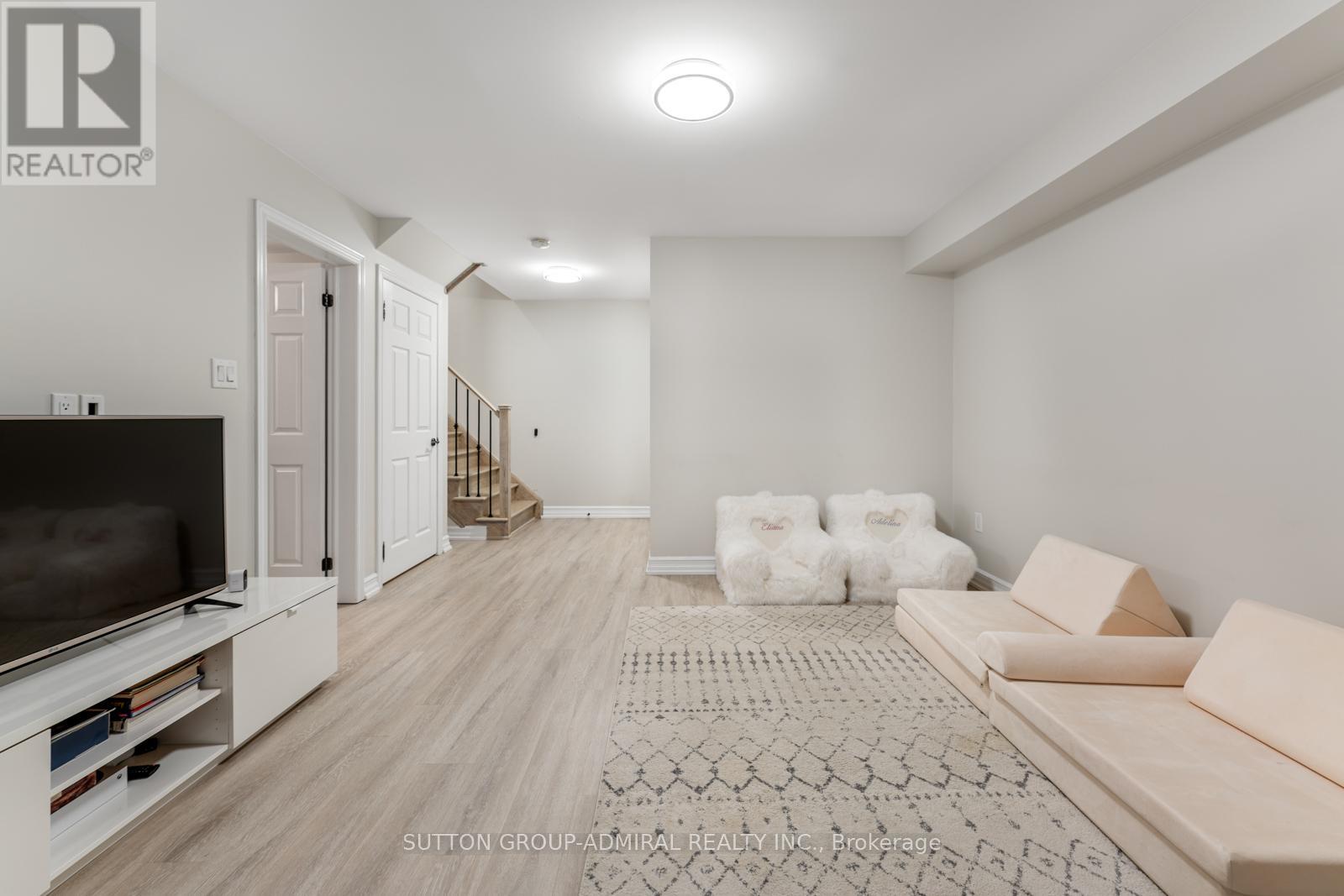 5 Millhouse Court, Vaughan, Ontario  L6A 4J4 - Photo 34 - N12814788