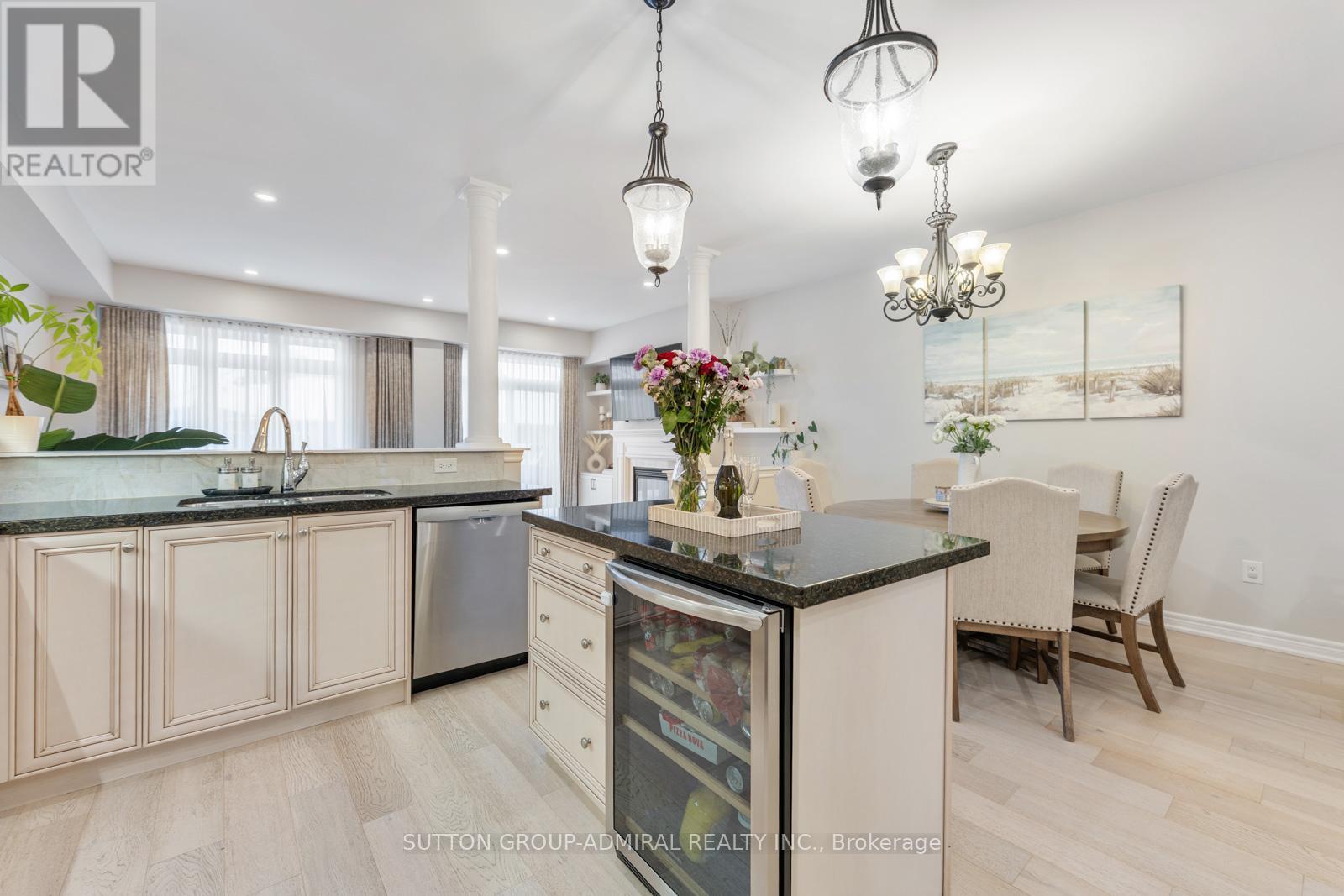 5 Millhouse Court, Vaughan, Ontario  L6A 4J4 - Photo 9 - N12814788