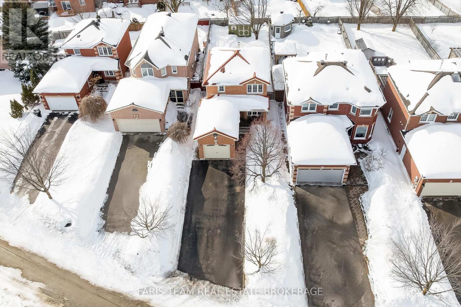 14 Nightingale Crescent, Barrie (Painswick South), Ontario  L4N 8A3 - Photo 3 - S12814558