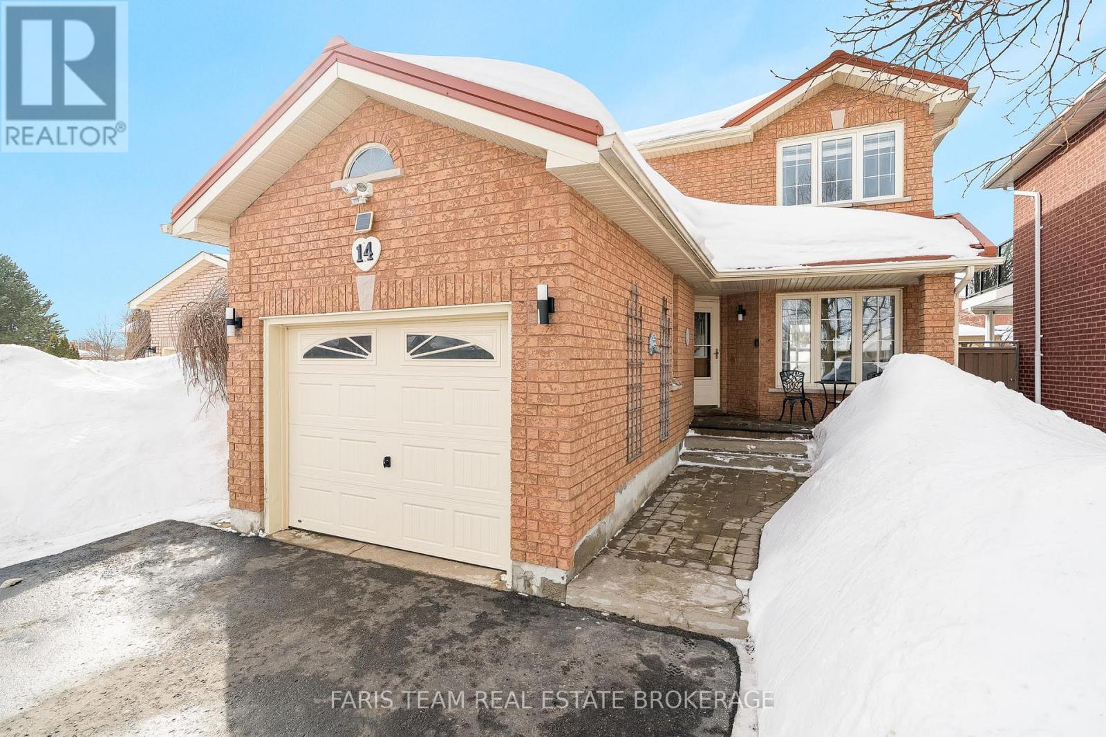 14 Nightingale Crescent, Barrie (Painswick South), Ontario  L4N 8A3 - Photo 4 - S12814558