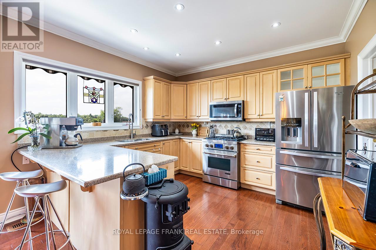 202 Southcrest Drive, Kawartha Lakes, Ontario  L0C 1G0 - Photo 15 - X12814508