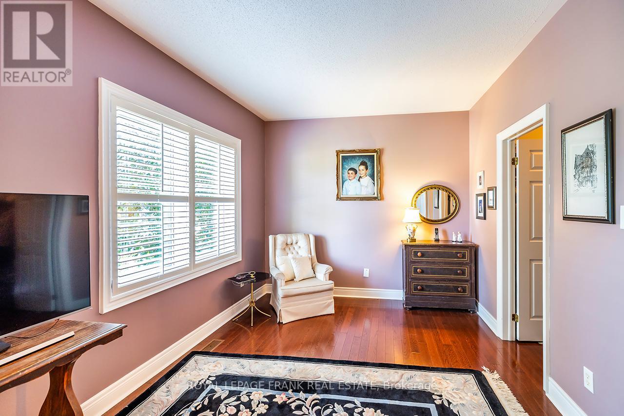 202 Southcrest Drive, Kawartha Lakes, Ontario  L0C 1G0 - Photo 27 - X12814508