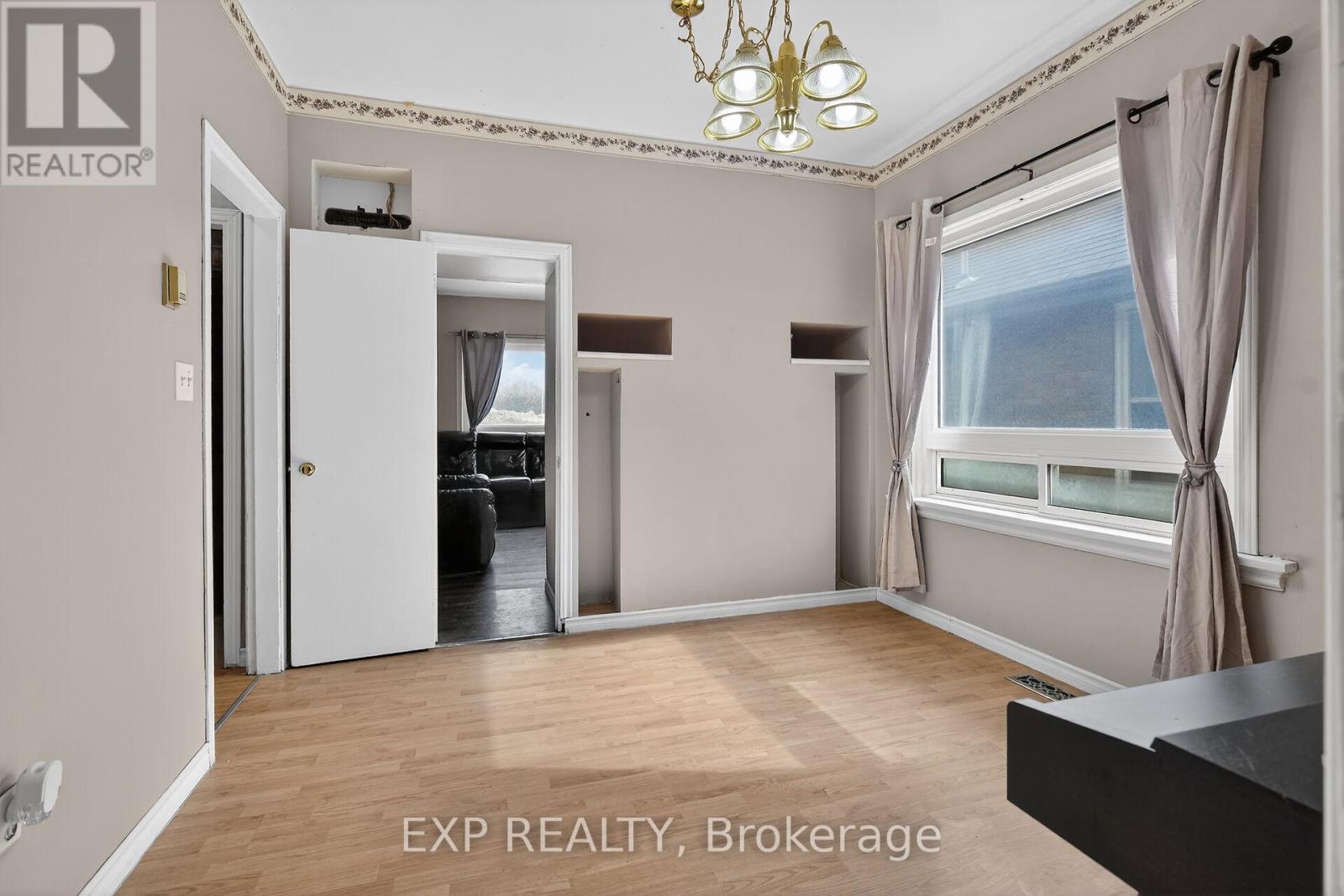 655 Highbury Avenue N, London East, Ontario  N5W 4L2 - Photo 10 - X12811206