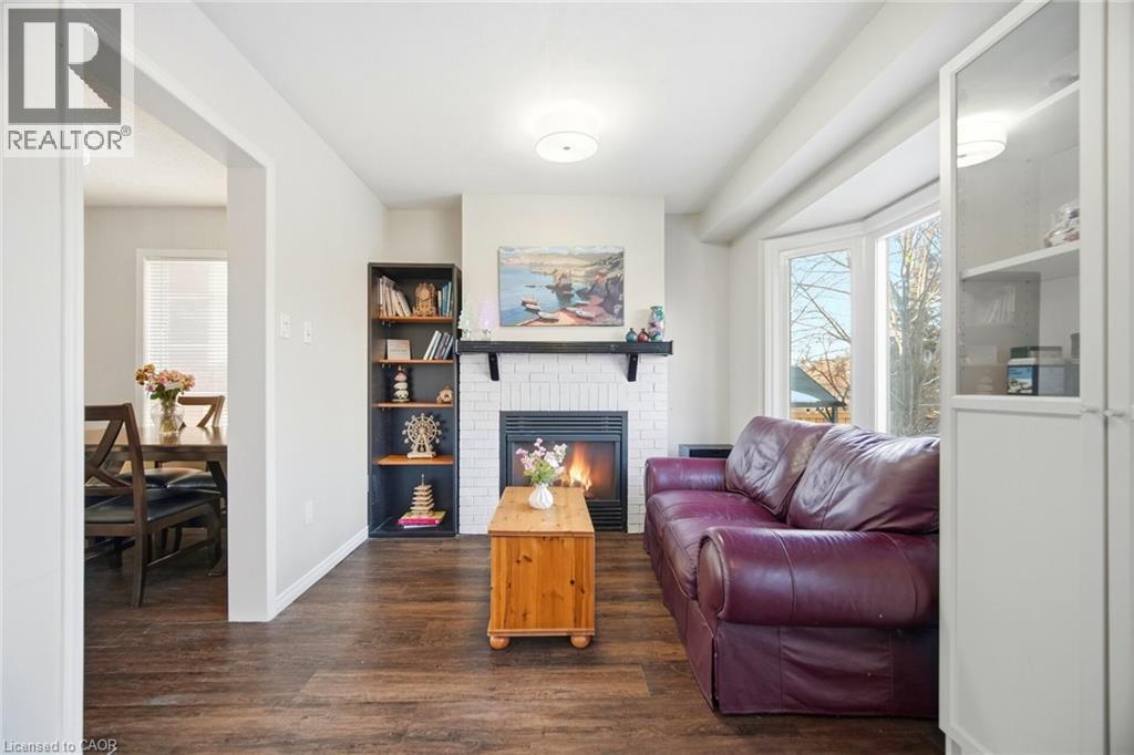 6945 Gracefield Drive, Mississauga, Ontario  L5N 6T9 - Photo 12 - 40807219