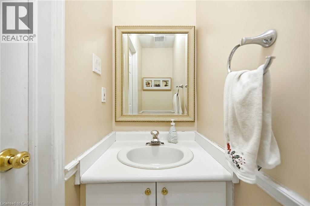 6945 Gracefield Drive, Mississauga, Ontario  L5N 6T9 - Photo 23 - 40807219