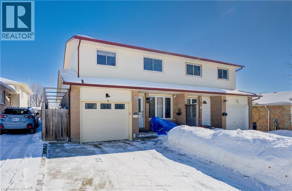 52 Uxbridge Crescent, Kitchener, Ontario  N2E 2P8 - Photo 2 - 40807011