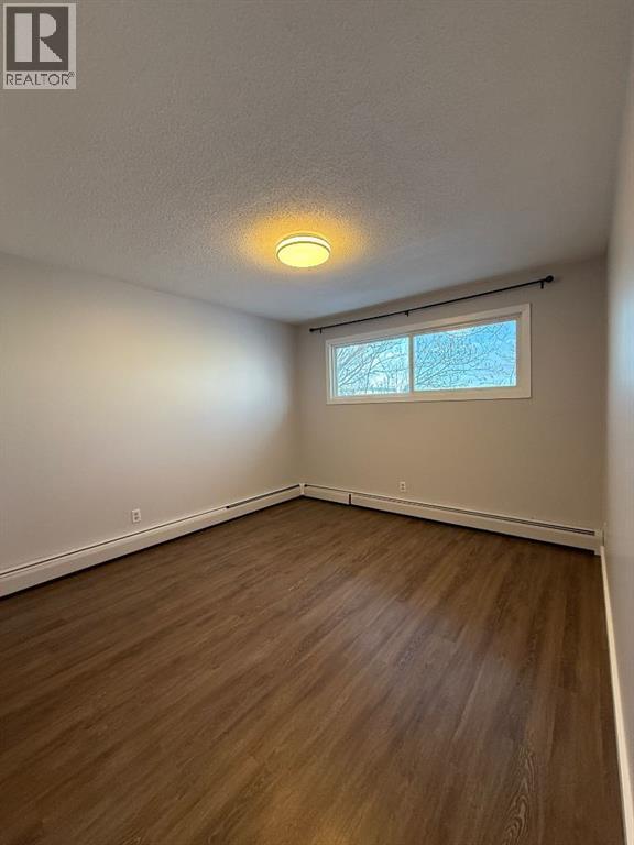 5105 48th Street, High Prairie, Alberta  T0G 1E0 - Photo 10 - A2262403