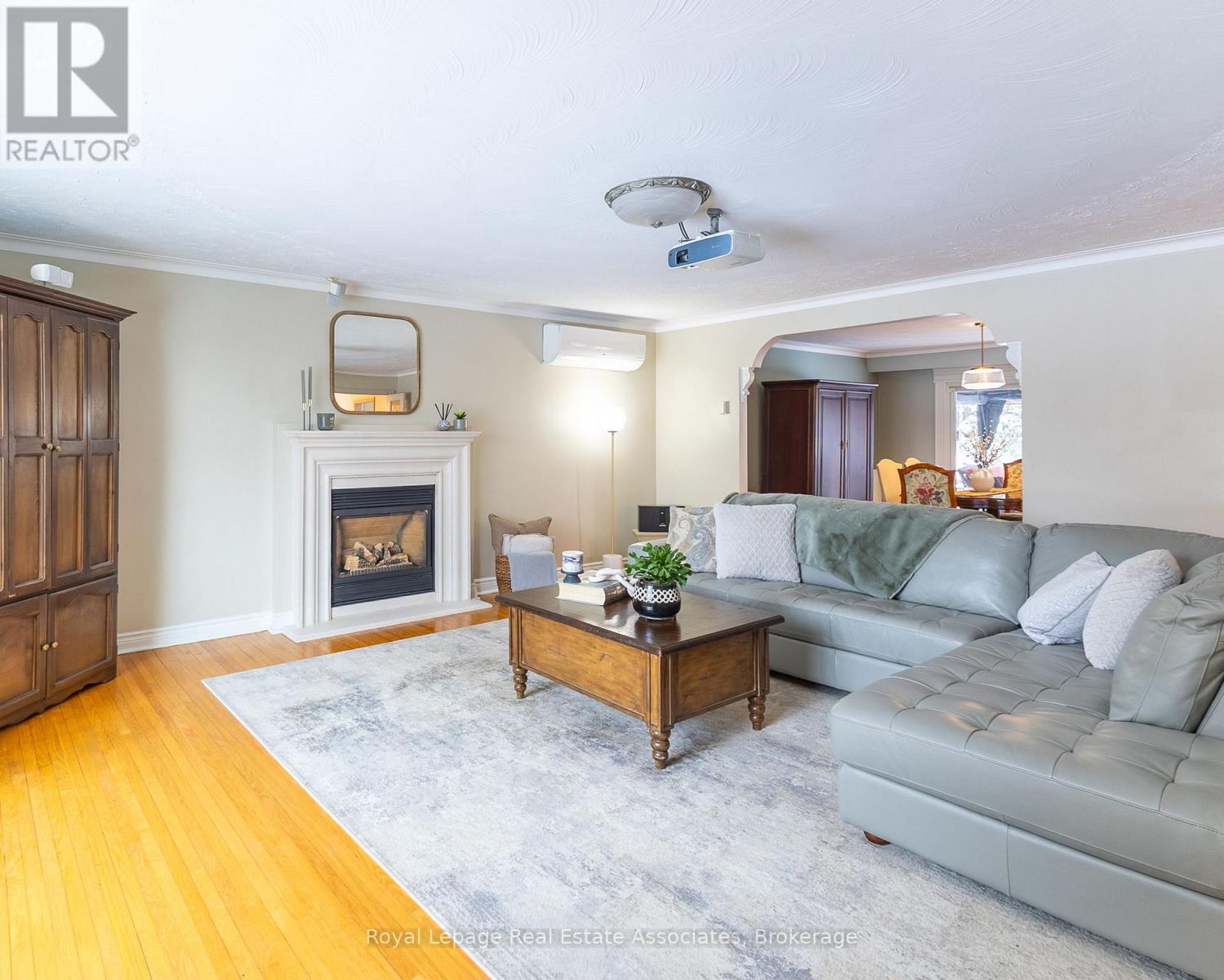 13931 Cromar Court, Halton Hills, Ontario  L7G 4S5 - Photo 12 - W12814504